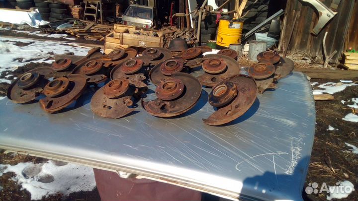 Поворотные кулаки со ступицей ваз 2108-2115