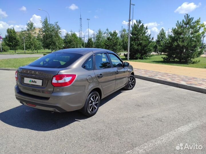 LADA Granta 1.6 МТ, 2020, 35 675 км