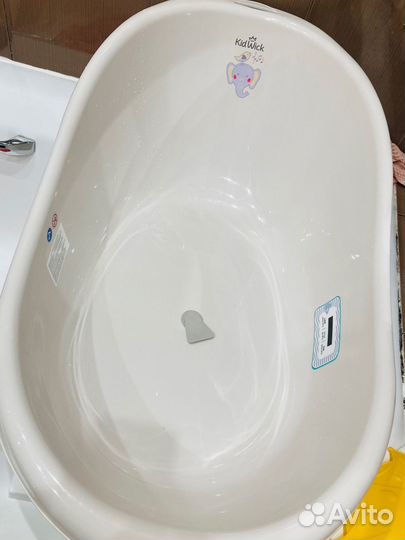 Ванночка для купания новорожденного