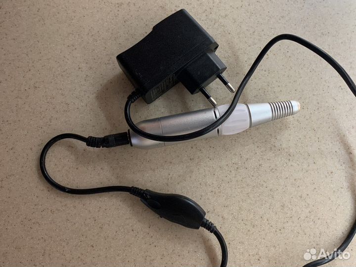 Маникюрная ручка