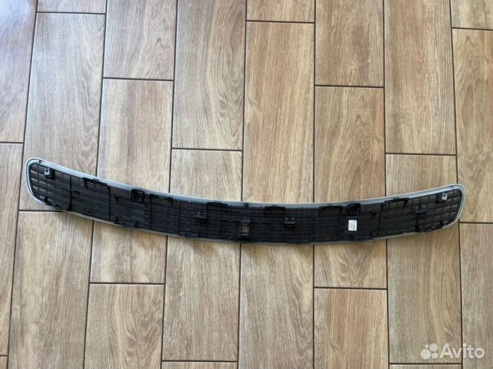 Решетка капота Mercedes Benz W211 E Class С 2002