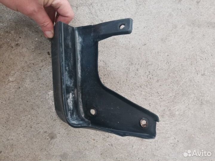 Брызговик задний правый Hyundai Sonata седан тагаз