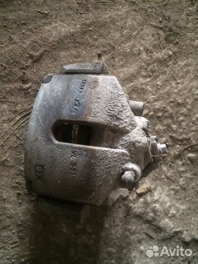 Суппорта шкода фабия