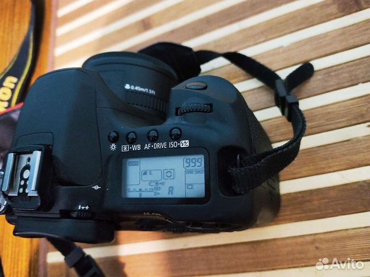 Зеркальный фотоаппарат Canon 50d