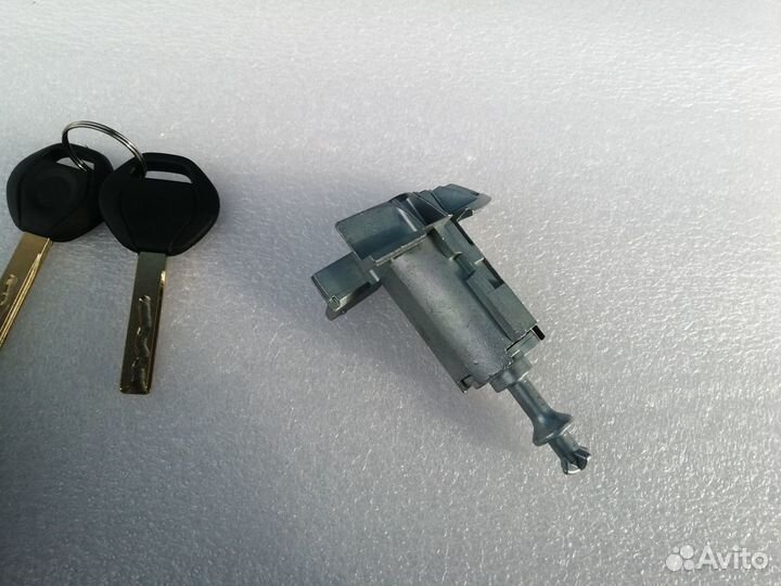 Личинка замка двери с корпусом BMW X5 e53