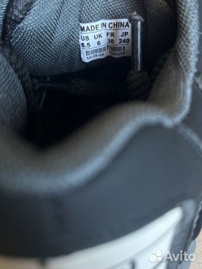 Женские кроссовки D-NEW