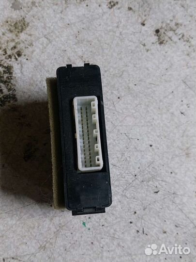 Блок управления парктроником toyota camry 40
