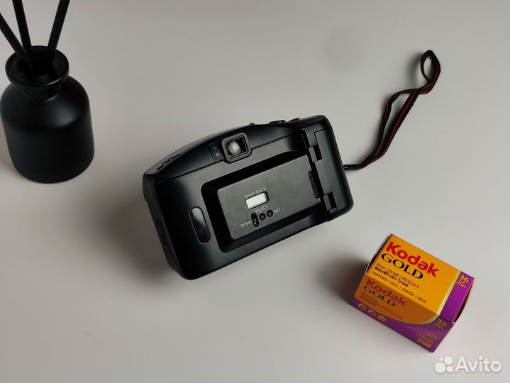 Плёночный фотоаппарат Olympus superzoom 700xb