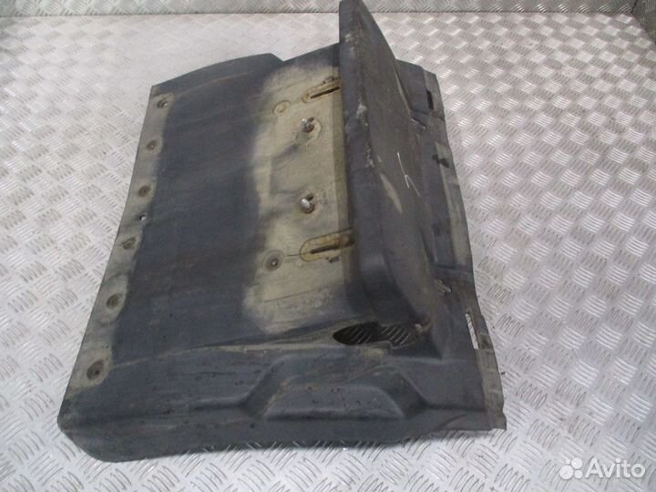 Крыло заднее передняя часть renault 7421094391