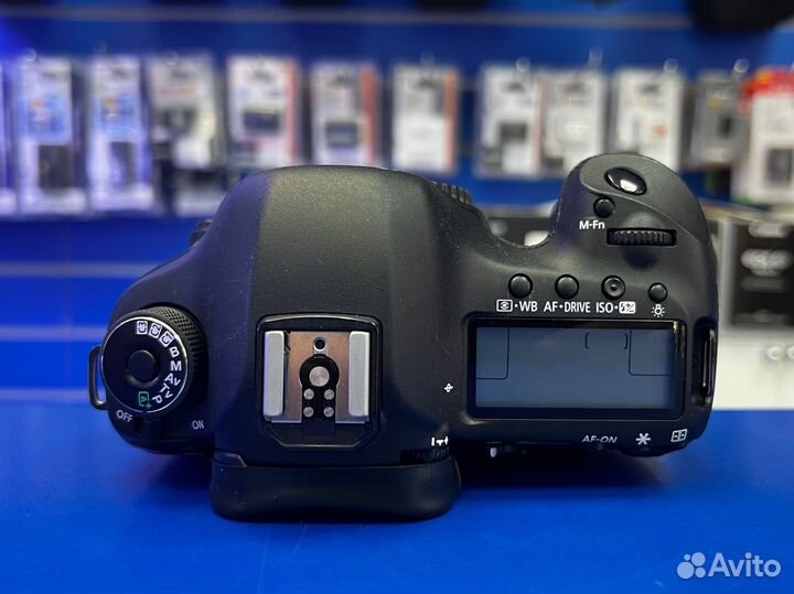 Фотоаппарат Canon 5D Mark III body/id-7735