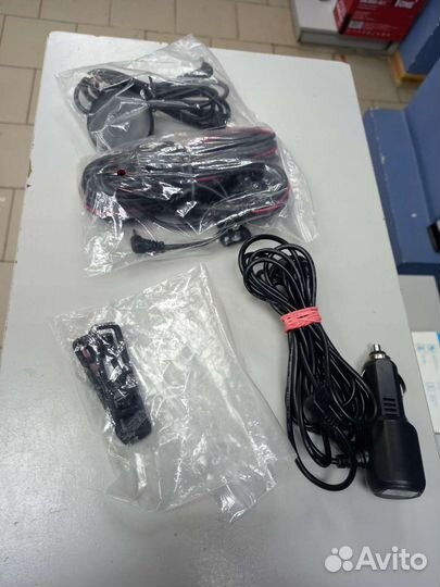 Видеорегистратор Neoline G-Tech X27