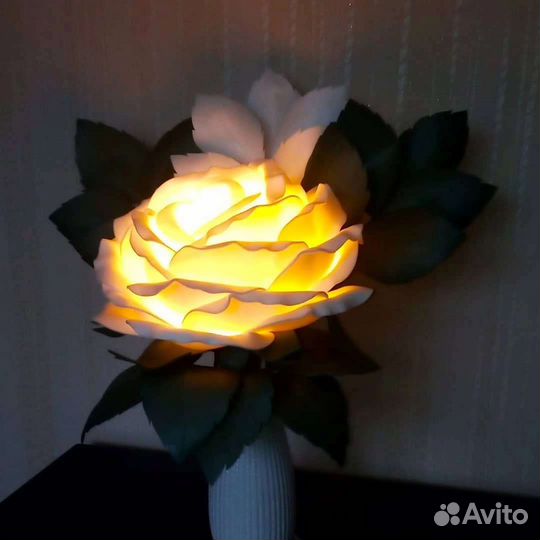 Светильник из изолона