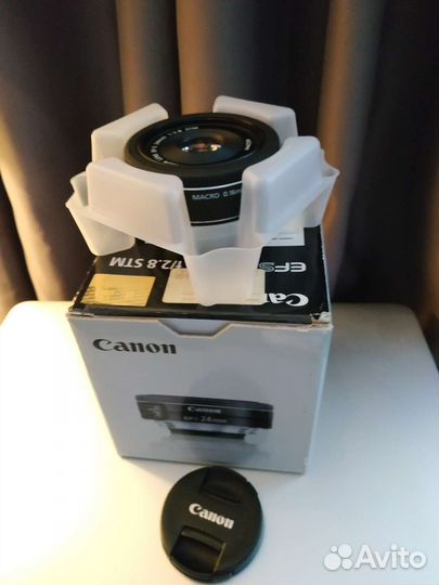 Объектив Canon EF-S 24mm f/2.8 STM