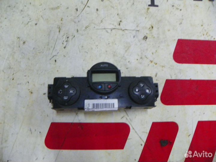 Блок управления климатической установкой Renault S