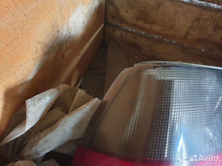 Задние фонари на Saab 9000 CD