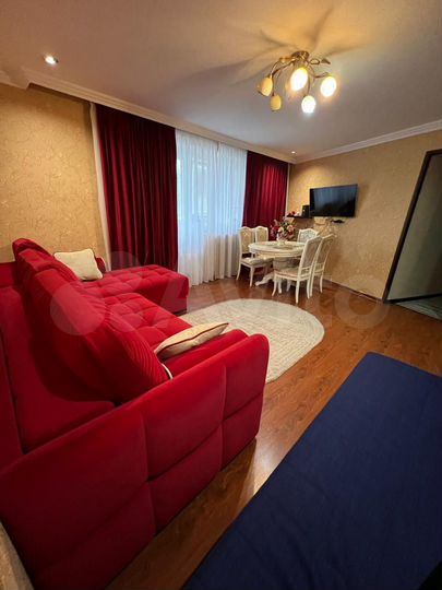 4-к. квартира, 93,5 м², 4/9 эт.