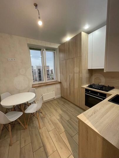 2-к. квартира, 49 м², 4/4 эт.