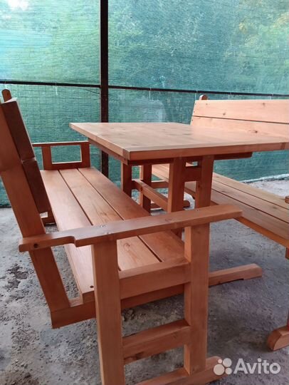 Комплект садовой мебели из дерева