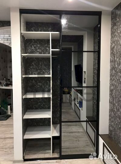 Угловой шкаф