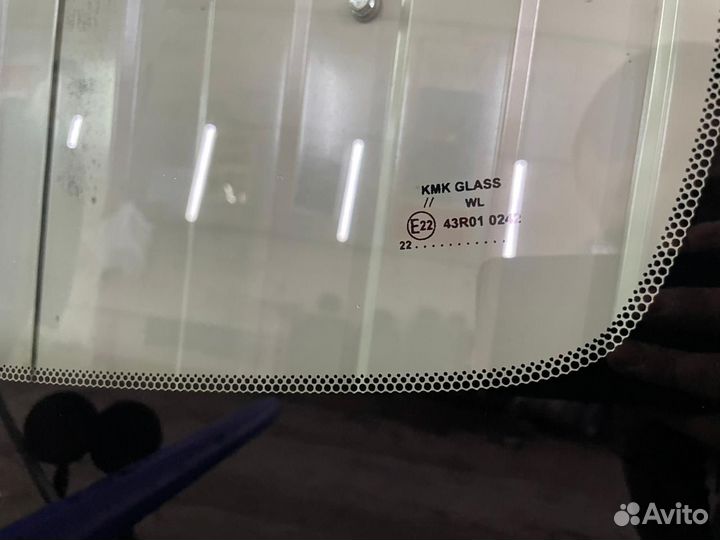 Лобовое стекло Hyundai Solaris / Kia Rio