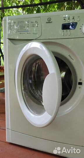 Стиральная машина Indesit wise 10