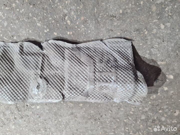 Тепловой экран Nissan Qashqai J10 HR16 2012