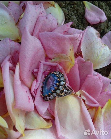 Серебряные кольцо