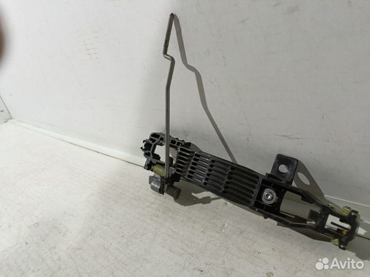 Кронштейн ручки двери передний правый Mazda 6 GJ