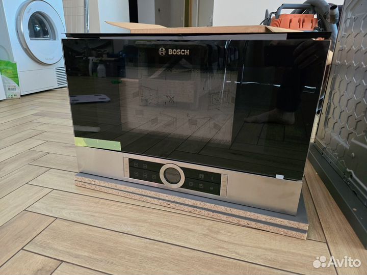 Встраиваемая микроволновая печь Bosch BFL634GS1