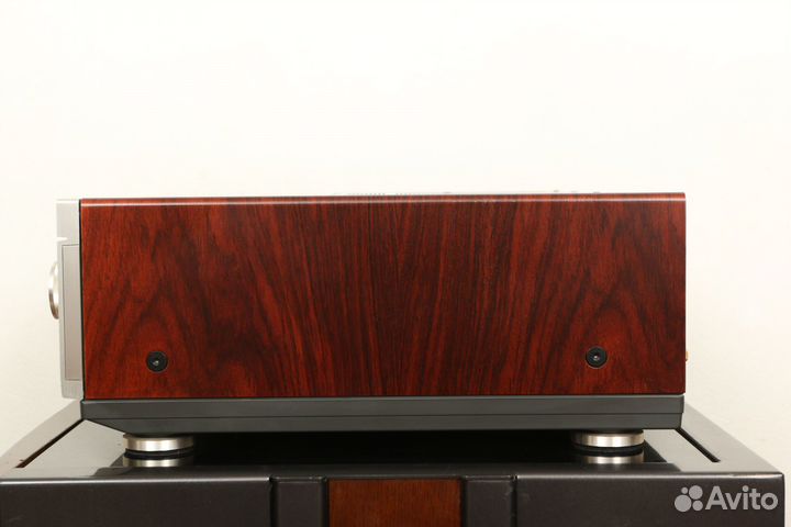 Усилитель Luxman L-570