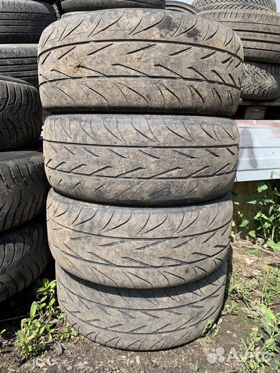 Sonar SX-1 215/45 R17