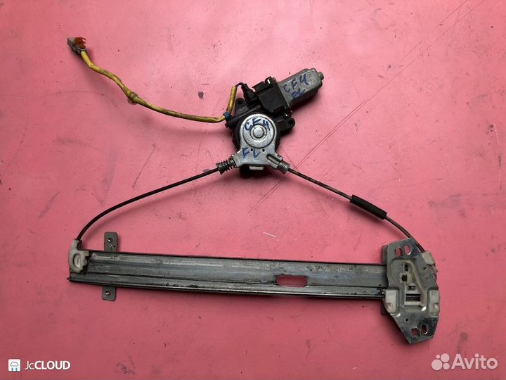 Стеклоподъемник на honda accord CF4 F20B