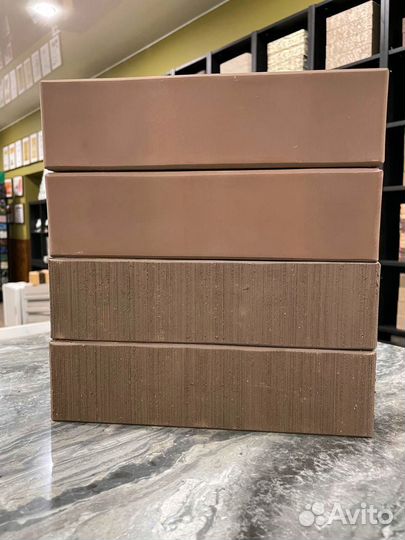 Кирпич облицовочный темно-коричневый рустик Керма