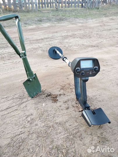 Металлоискатель продаю