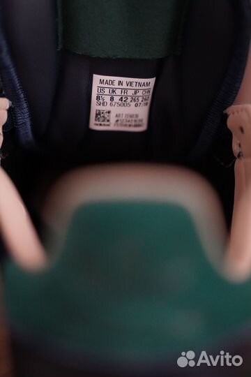 Кроссовки adidas