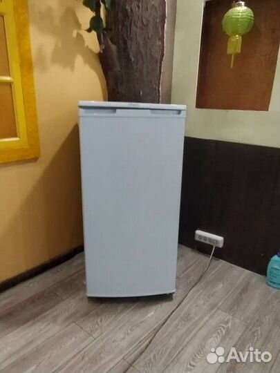 Холодильник маленький 122 см