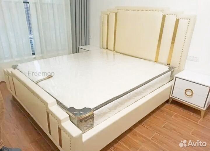 Кровать двухспальная