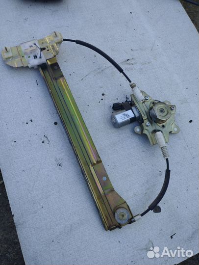 Стеклоподъёмник передний правый Chery Indis Чери