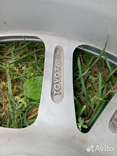 Литые диски r16 5x114,3 Toyota