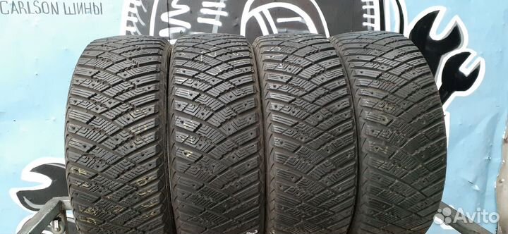 Goodyear Ultragrip Ice Arctic 215/55 R17