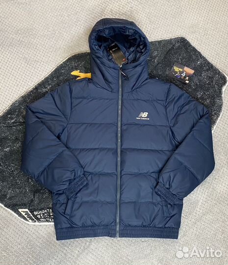 Куртка new balance