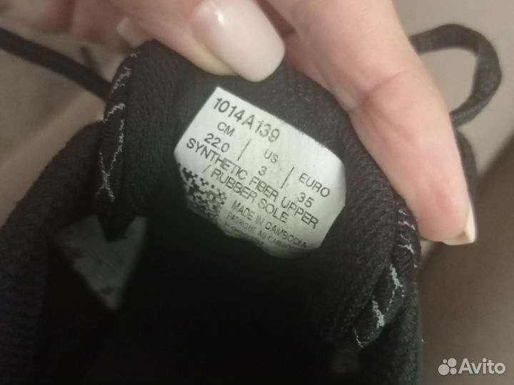 Кроссовки Асикс детские 35