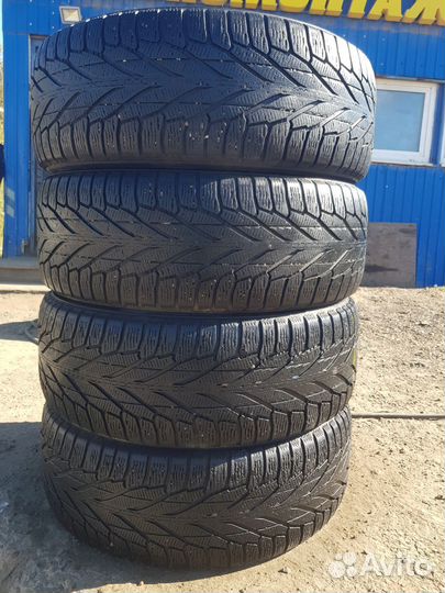 Nokian Tyres Hakkapeliitta R2 SUV 265/60 R18