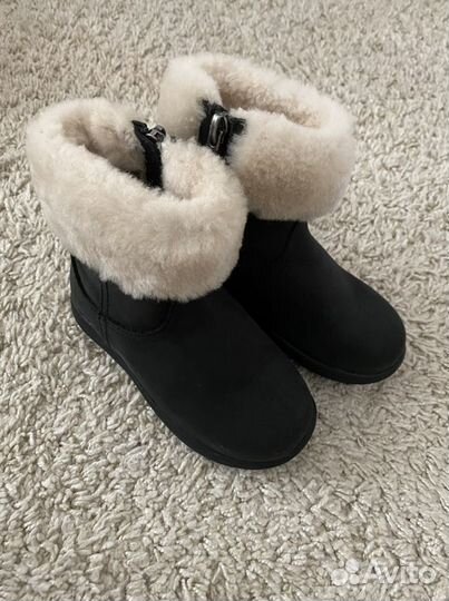 Сапоги детские демисезонные UGG р.25 USA 8