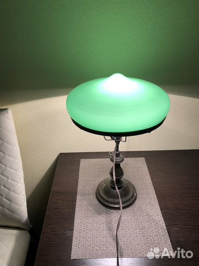 Настольная лампа СССР зеленая