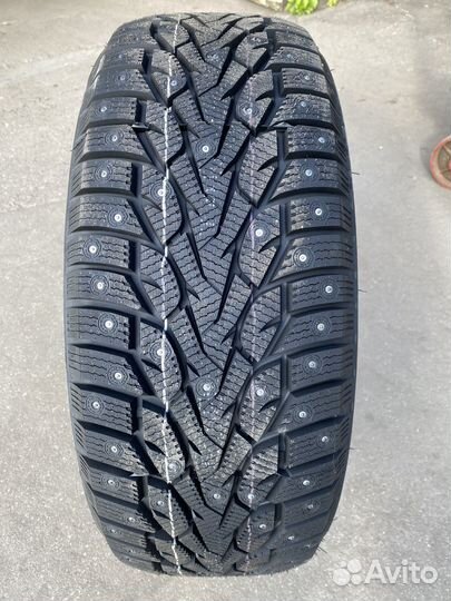 Grenlander Icedefensor Stud III 235/55 R18 104T