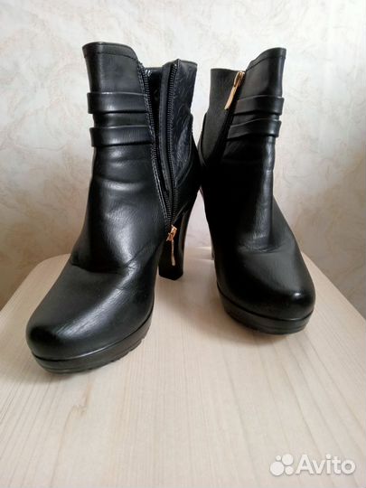 Сапоги женские