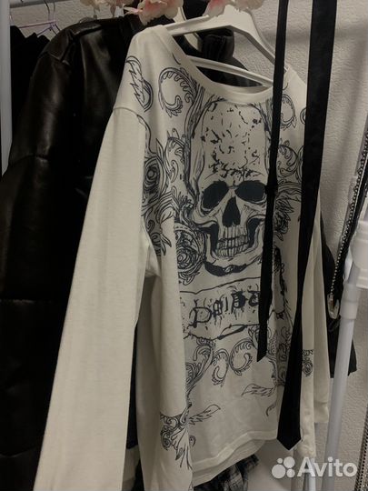 Лонгслив affliction type white