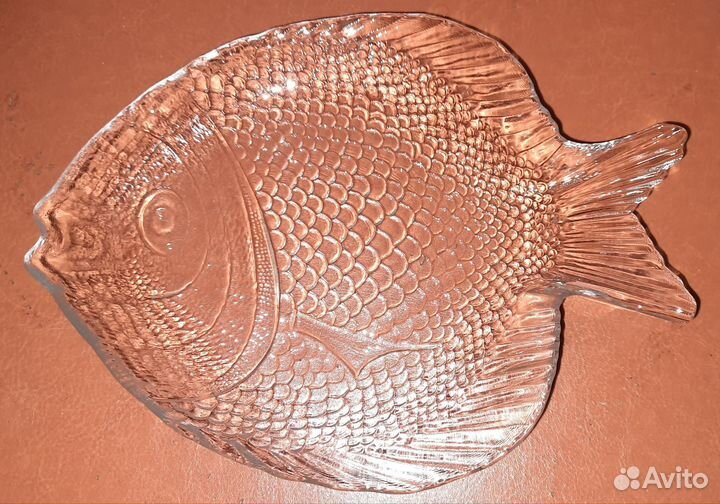 Блюдо хрустальное рыбка