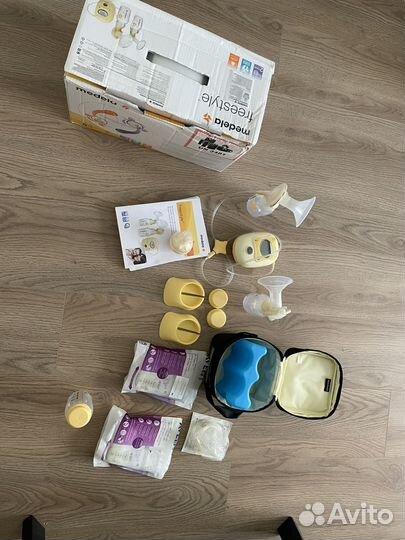 Электронный молокоотсос Medela freestyle